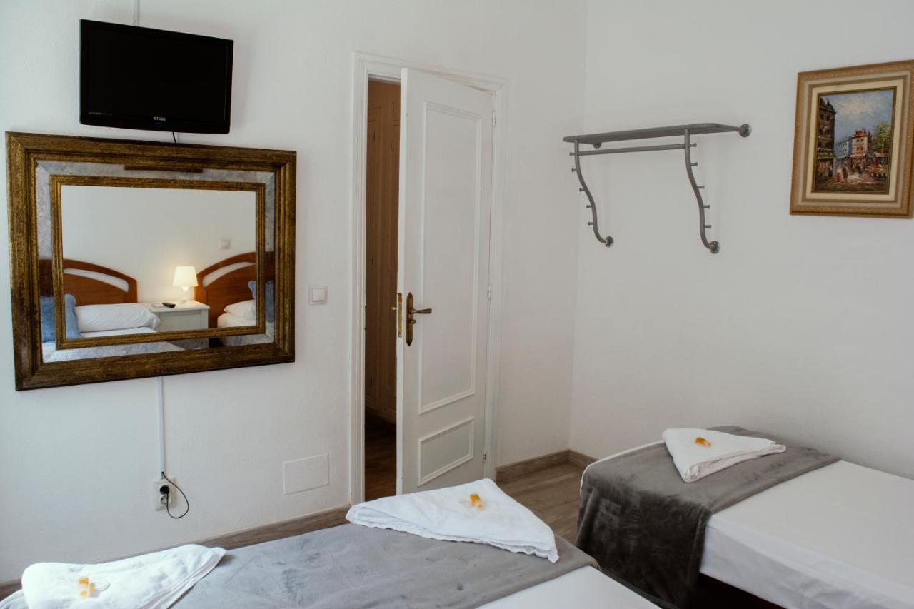 Apartamentos Sleep in Madrid Exterior foto
